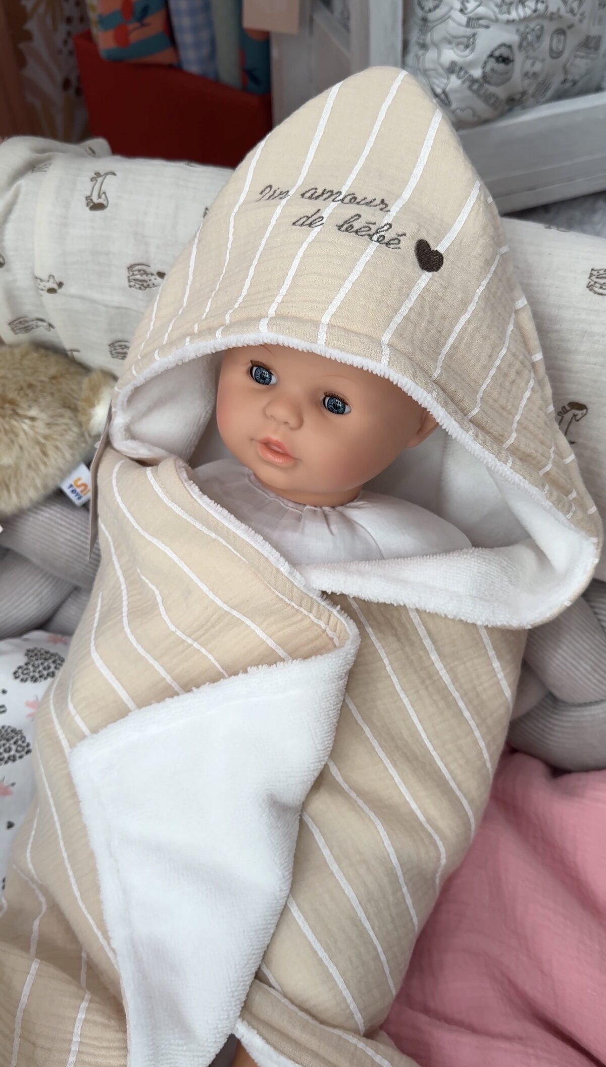 cape de bain cousue main avec broderie